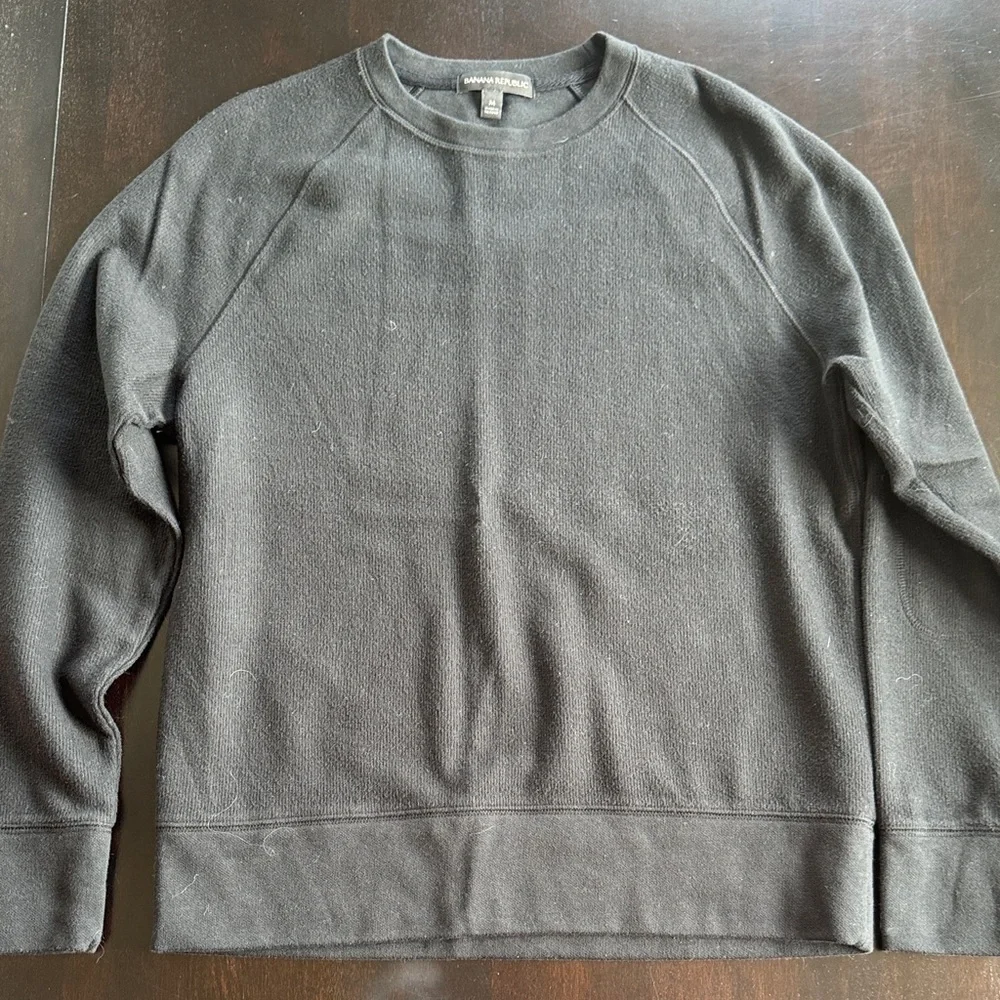 Banana Republic Men's Black Crewneck Sweater